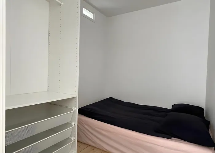 Lejlighed Charming With Easy Access To